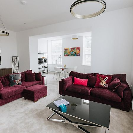 Bobbin Row - Grade 2 Listed Property With A Beautiful Design With Access To Leeds Leeds  Extérieur photo