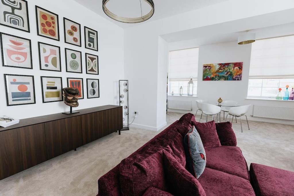 Bobbin Row - Grade 2 Listed Property With A Beautiful Design With Access To Leeds Leeds  Extérieur photo